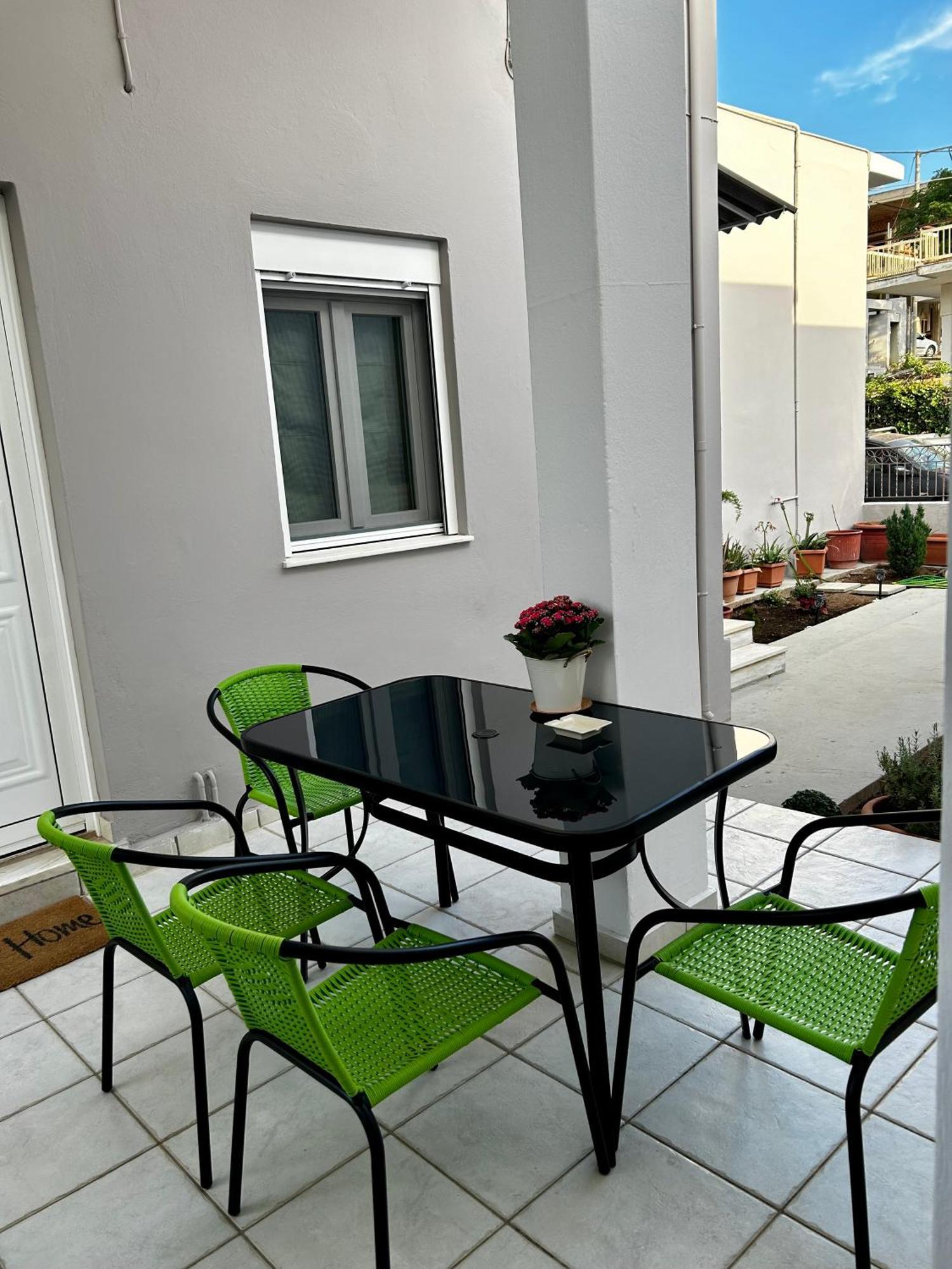 Flower House In Koropi-Near Airport Extérieur photo
